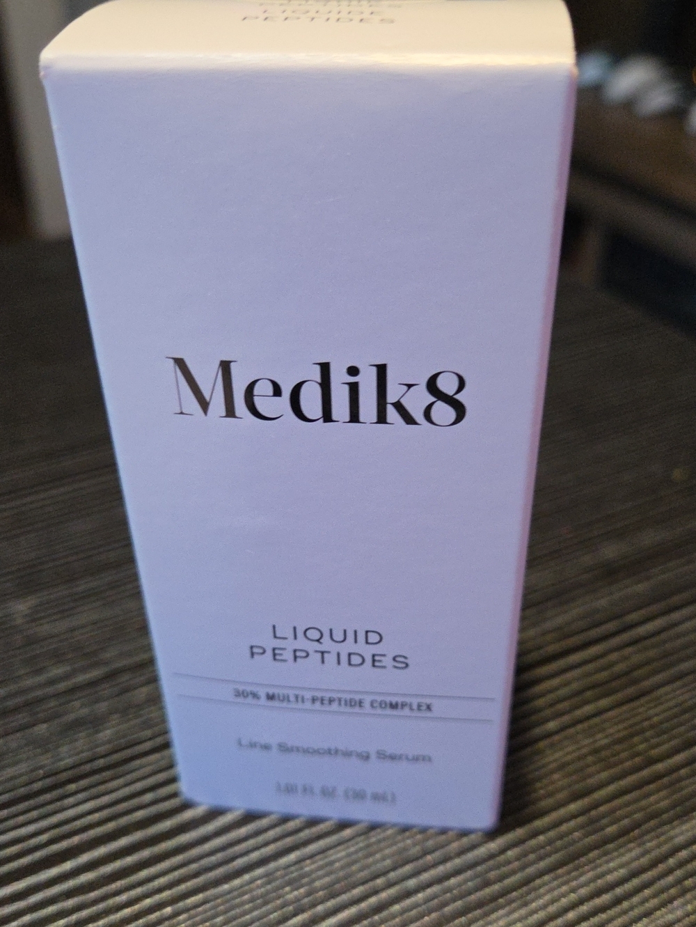 Medik8 Liquid Peptides Line Smoothing Serum — Lavender